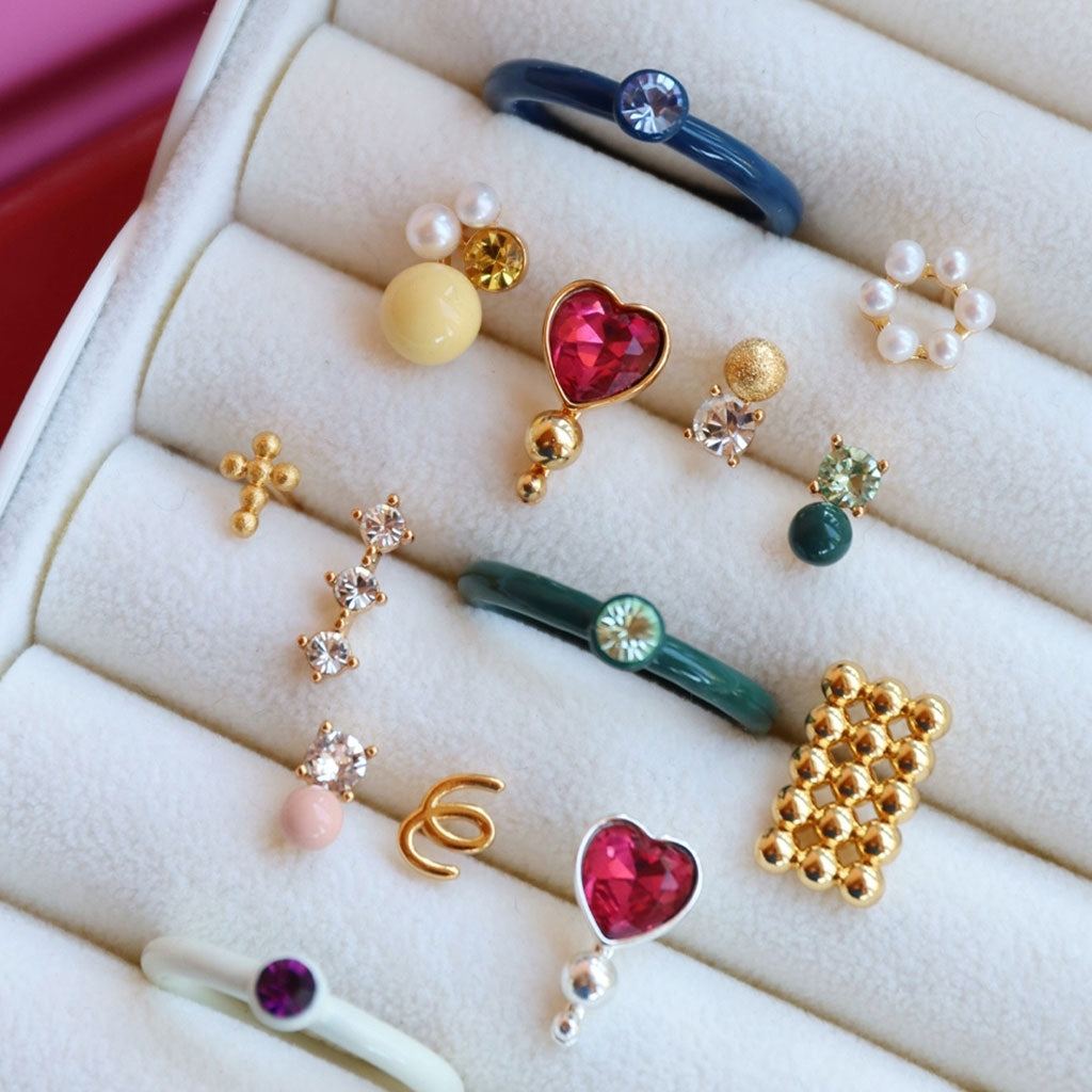 LULU Copenhagen 3 Crystals 1 pièce Ear stud, 1 pcs Silk