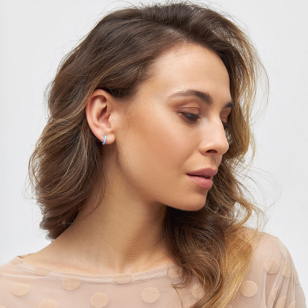 LULU Copenhagen Color Hoop 1 pcs - Box Ear stud, 1 pcs Light Blue