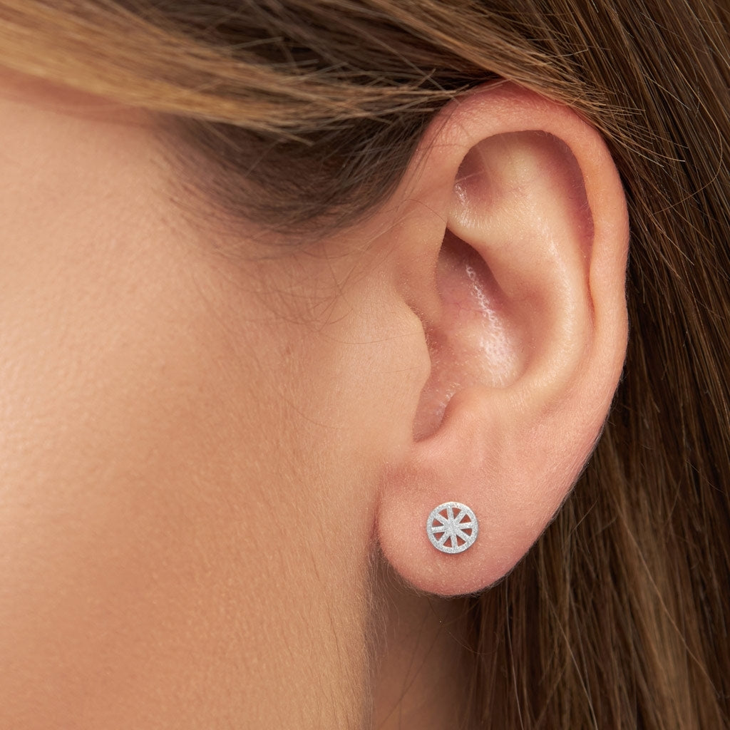 LULU Copenhagen Spinning Wheel boucle d'oreille 1 pièce Ear stud, 1 pcs Silver