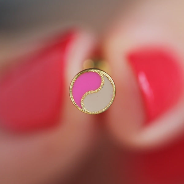 LULU Copenhagen Yin Yang boucle d'oreille 1 pièce Ear stud, 1 pcs Pink/Buttercream - Video preview