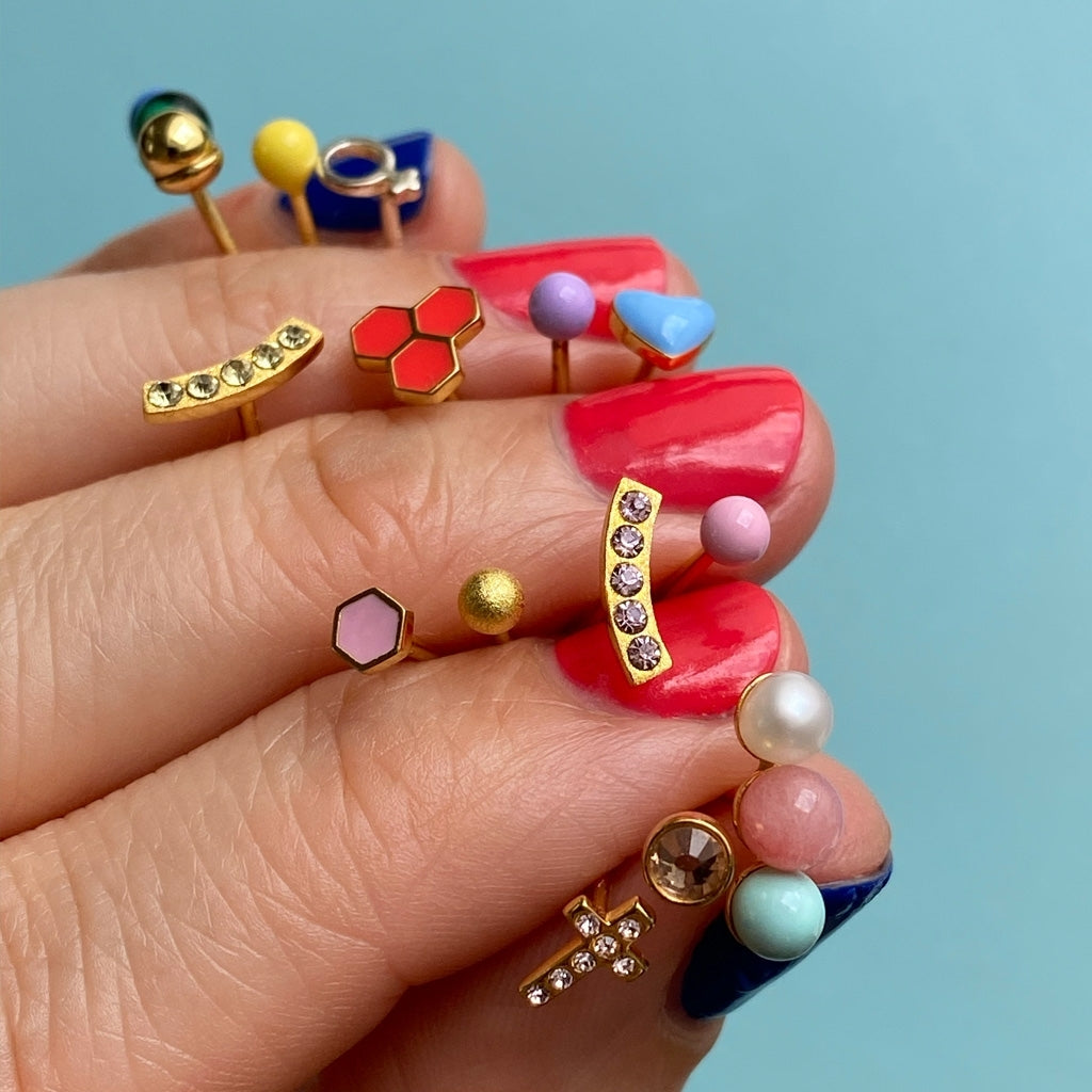 LULU Copenhagen Ball Brushed boucle d'oreille 1 pièce Ear stud, 1 pcs Gold Plated