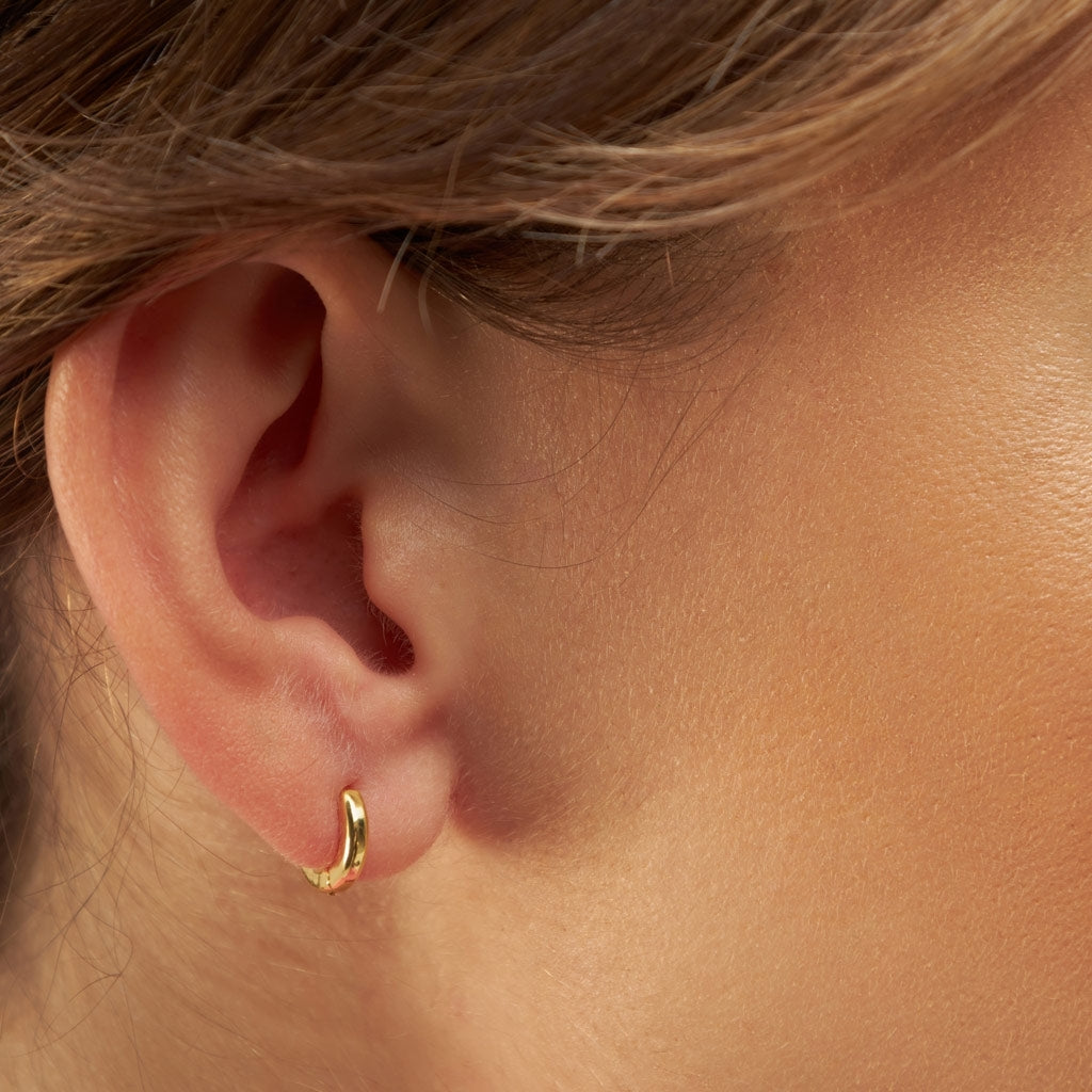 LULU Copenhagen Buckle Hoops Small paire Hoops Gold Plated