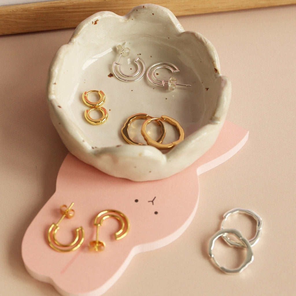 LULU Copenhagen Buckle Hoops Small paire Hoops Gold Plated