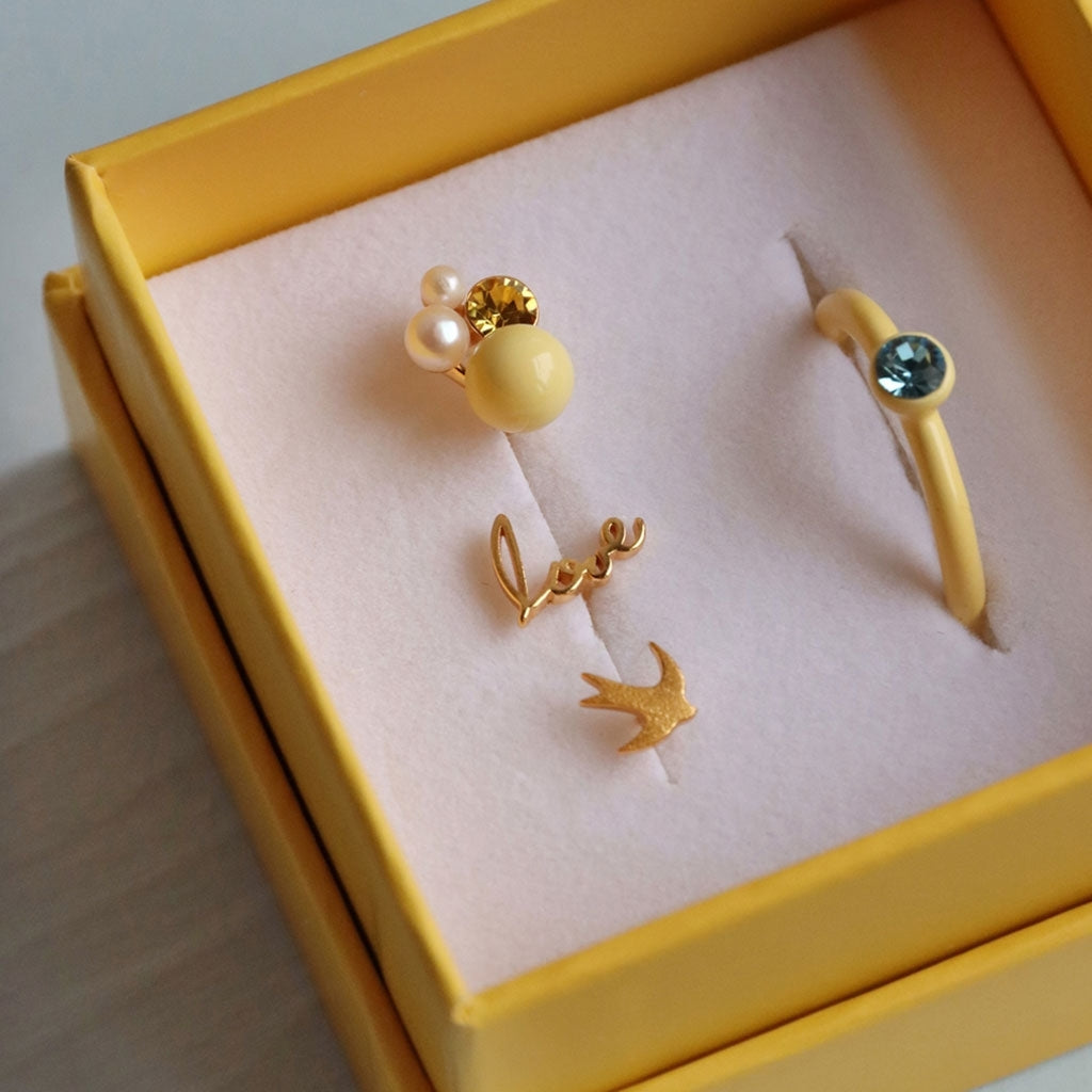 LULU Copenhagen Color Anneau Crystal Rings Soft Yellow