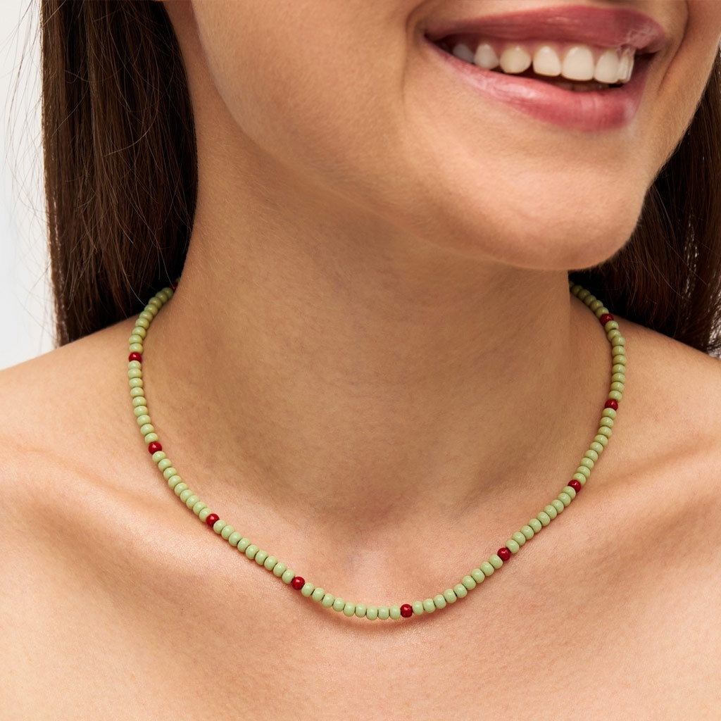 LULU Copenhagen Color Ball Collier court Necklaces Silk Light Green/Passion Red