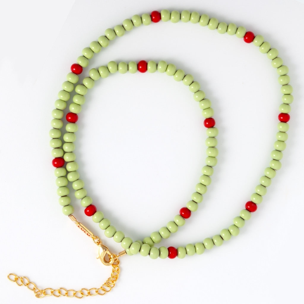 LULU Copenhagen Color Ball Collier court Necklaces Silk Light Green/Passion Red