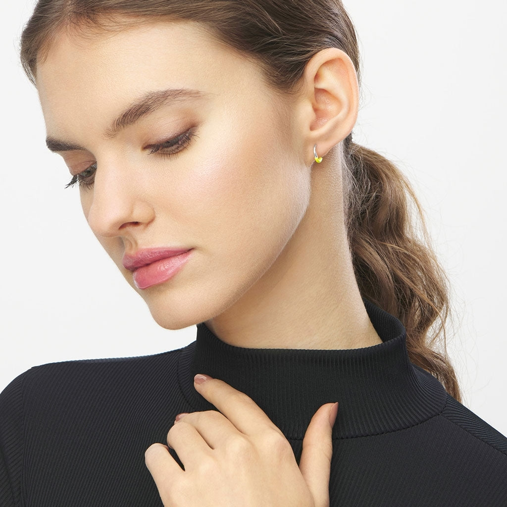 LULU Copenhagen Color Hoop Half Dip boucle d'oreille 1 pièce plaqué argent Hoops Wild Lime