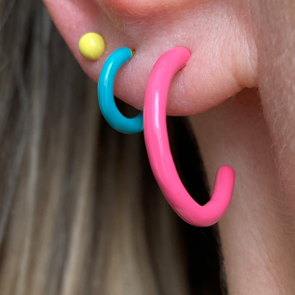 LULU Copenhagen Color Hoops Medium paires Hoops Pink