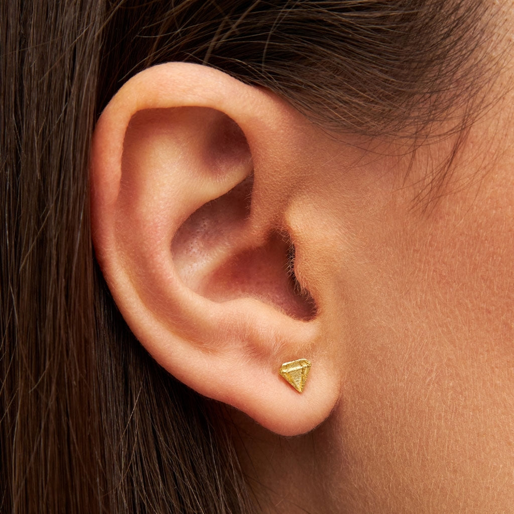 LULU Copenhagen Diamond Cut Small boucle d'oreille 1 pièce Ear stud, 1 pcs Gold Plated