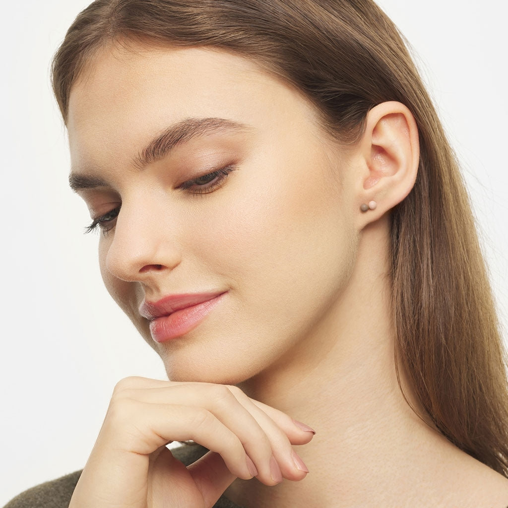 LULU Copenhagen Double Color Ball boucle d'oreille 1 pièce Ear stud, 1 pcs Mocha Mousse/Dusty Peach