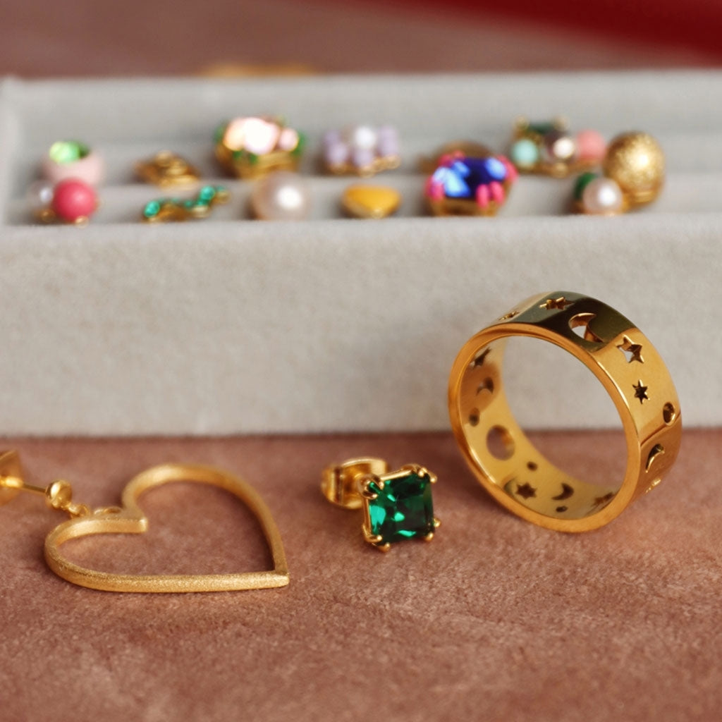 LULU Copenhagen Gala Crystal Bling boucle d'oreille 1 pièce Ear stud, 1 pcs Emerald/Gold Plated