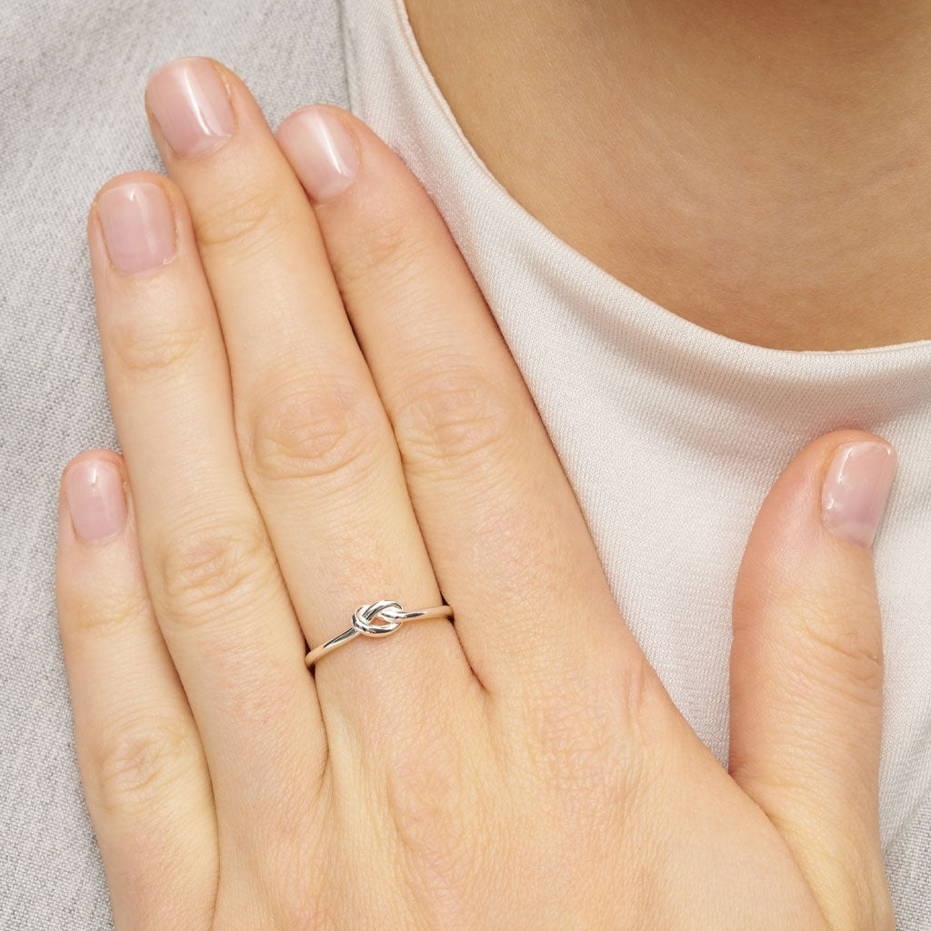 LULU Copenhagen Love Knot Ring argent Rings Silver