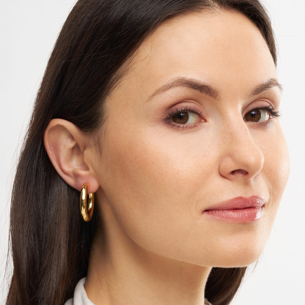 LULU Copenhagen Non Hoops Chunky Medium paire brillant Hoops Gold Plated