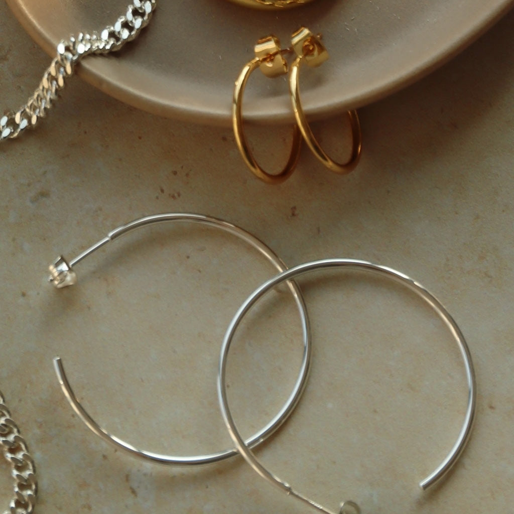 LULU Copenhagen Non Hoops Large paire brillant Hoops Silver Plated