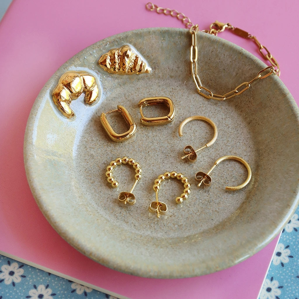 LULU Copenhagen Non Hoops Small paire Hoops Gold Plated