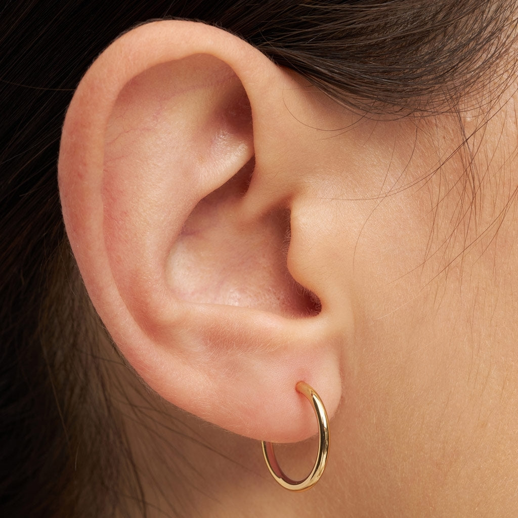 LULU Copenhagen Non Hoops Small paire brillant Hoops Gold Plated