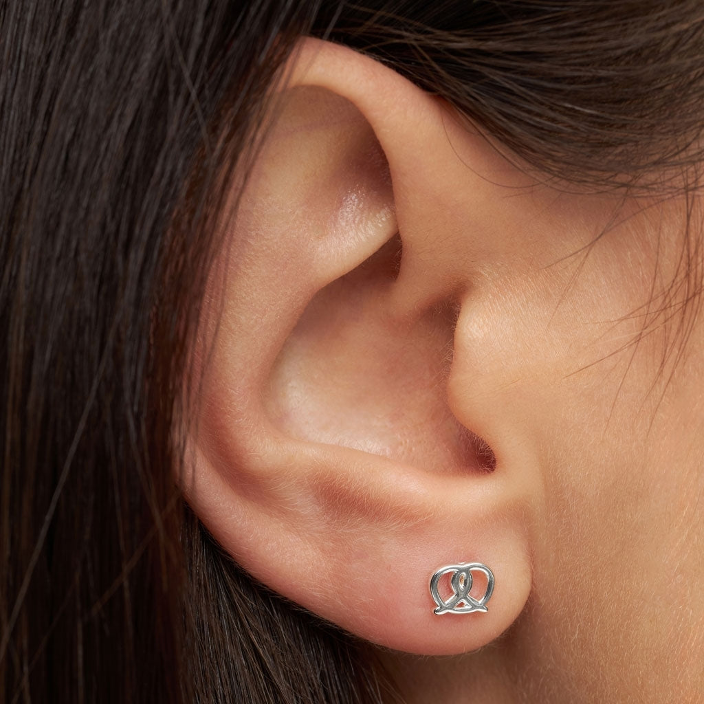 LULU Copenhagen Pretzel boucle d'oreille 1 pièce Ear stud, 1 pcs Silver