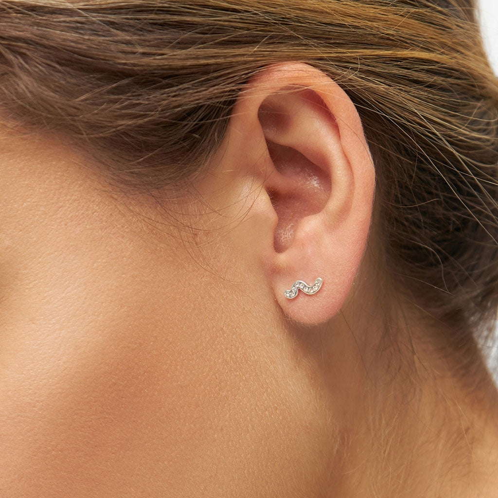 LULU Copenhagen Snaky boucle d'oreille 1 pièce Ear stud, 1 pcs White