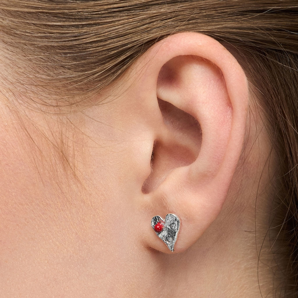 LULU Copenhagen Sweet Heart d'oreille 1 pièce Ear stud, 1 pcs Passion Red