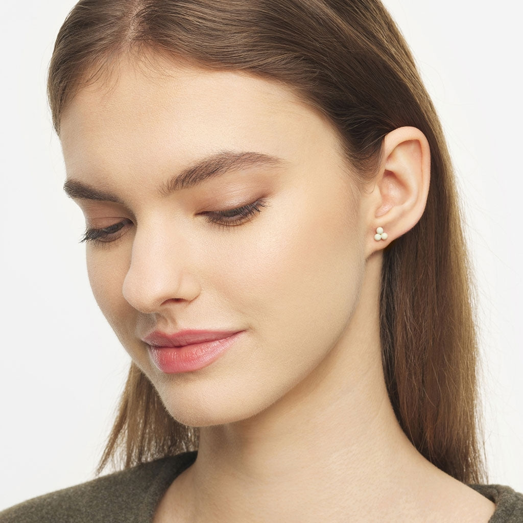 LULU Copenhagen Trio boucle d'oreille 1 pièce Ear stud, 1 pcs Coconut Milk