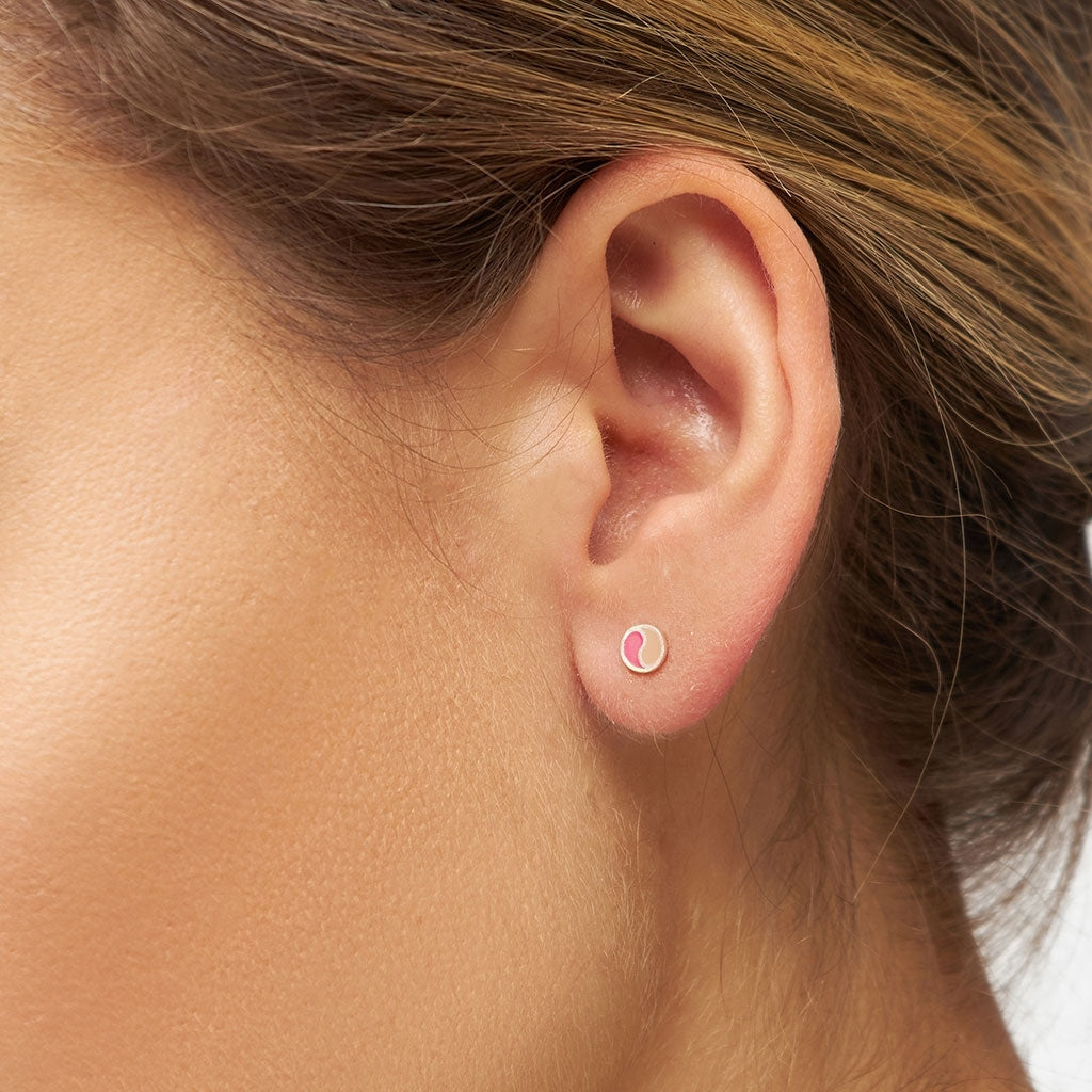 LULU Copenhagen Yin Yang boucle d'oreille 1 pièce Ear stud, 1 pcs Pink/Buttercream