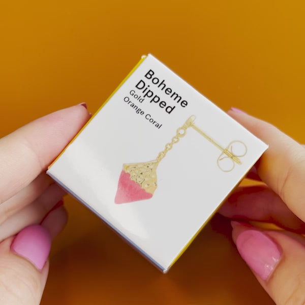 LULU Copenhagen Boheme Dipped 1 pièce Ear stud, 1 pcs Orange/Coral - Video preview