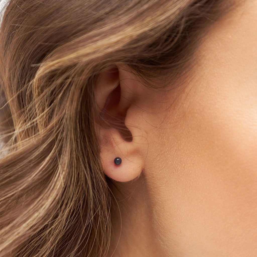 LULU Copenhagen Color Ball boucle d'oreille 1 pièce Ear stud, 1 pcs Inkwell